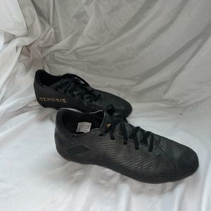 Adidas Nemeziz Soccer Cleats Size 3.5 US Black With Gold Trim EG3175